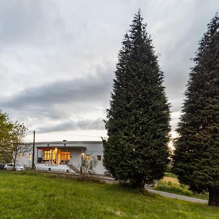 Albergue Espiritu Xacobeo O Pedrouzo Bagian luar foto